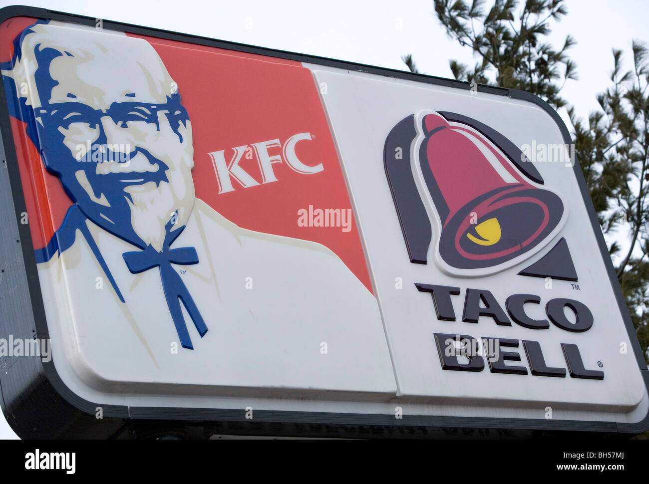 Un Taco Bell e Kentucky Fried Chicken restaurant ubicazione. Foto Stock