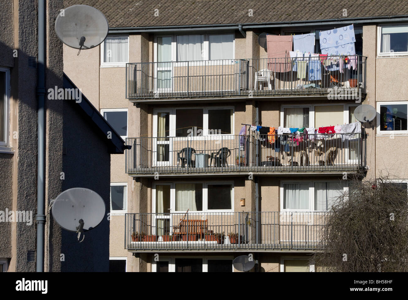 Parabola sul balcone: dove è meglio metterla