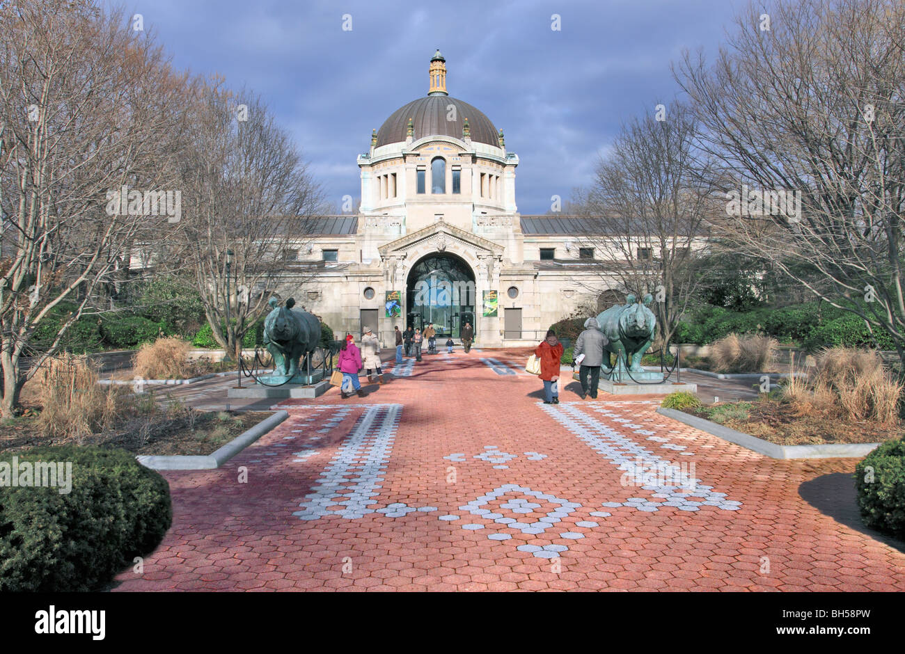 Lo Zoo Center Building, Bronx Zoo di New York City Foto Stock