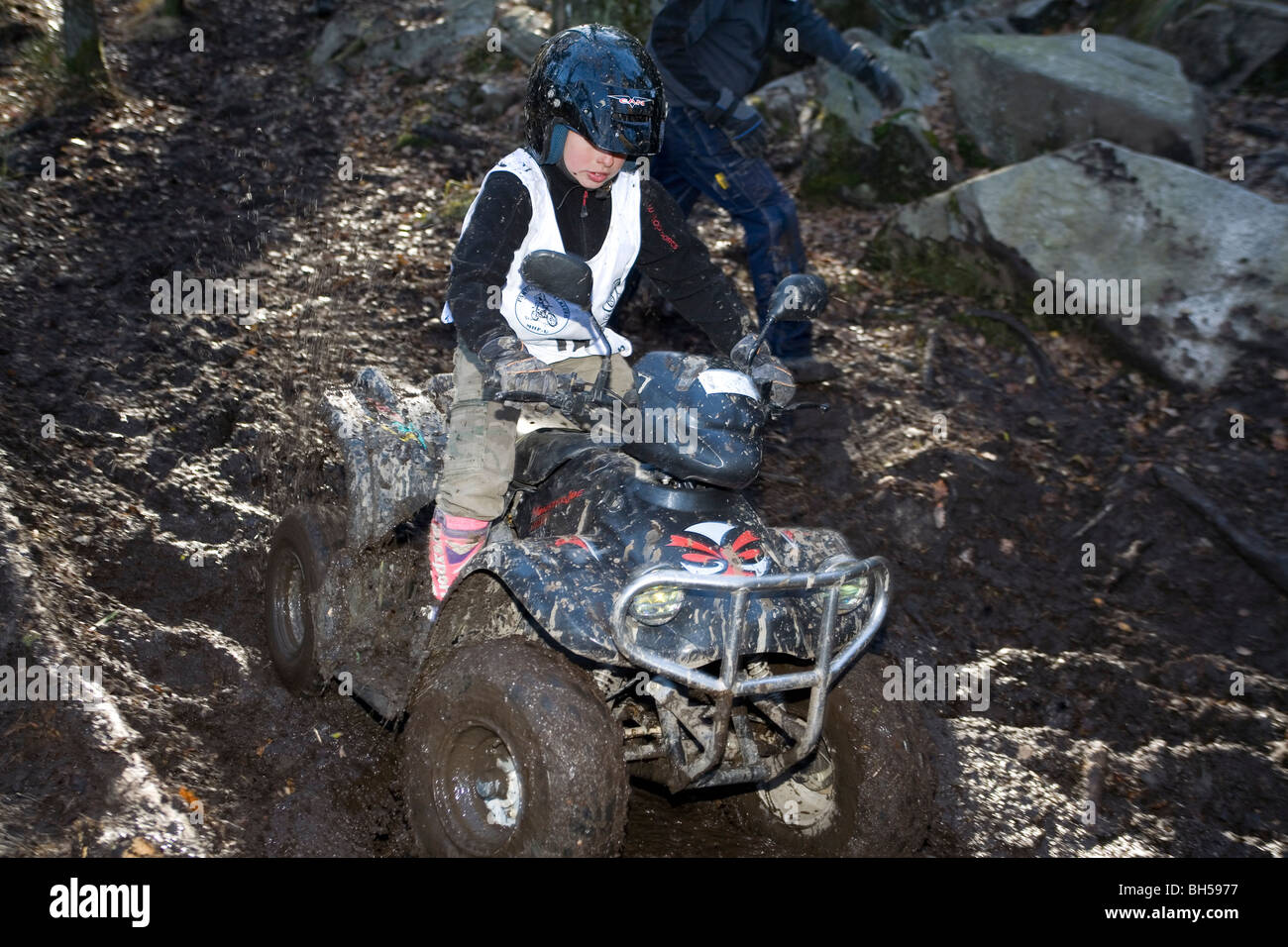 La ruota 4 di prova. Un ragazzo corse veicolo fuoristrada off road Foto Stock