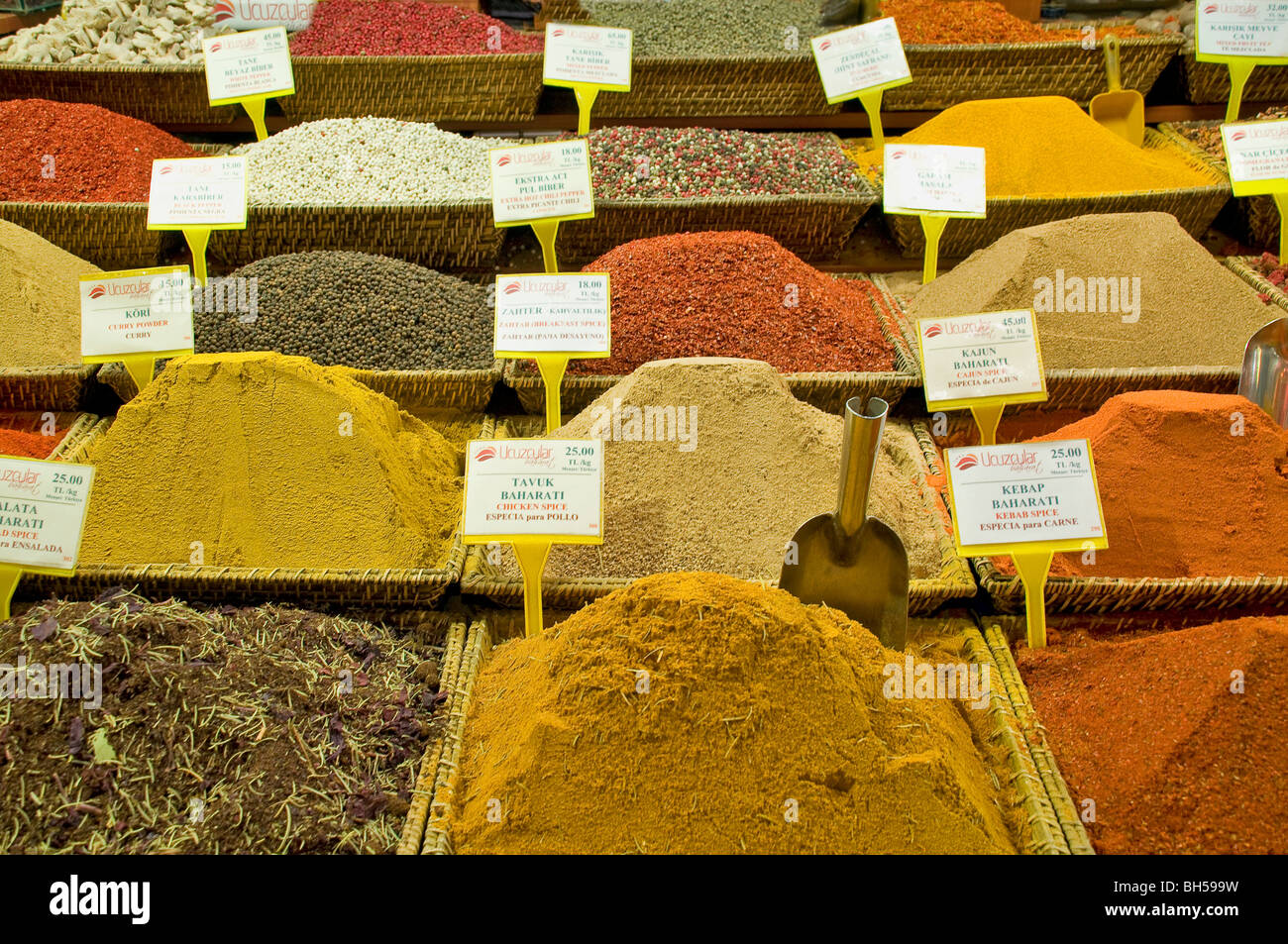 Il Bazaar delle spezie e spezie Istanbul Turchia Foto Stock