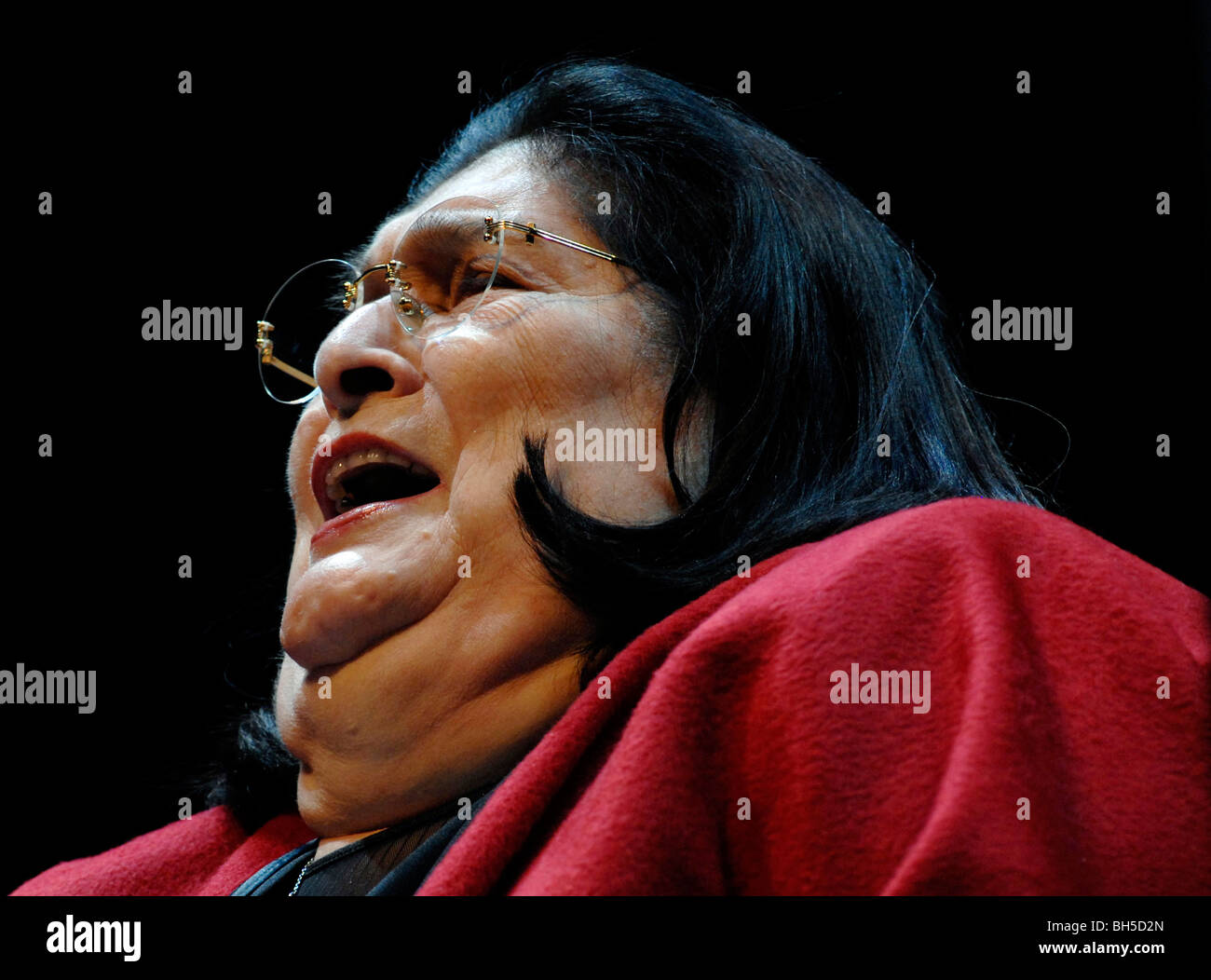 Fine ARGENTINAN cantante folk Mercedes Sosa in una delle sue ultime prestazioni Foto Stock