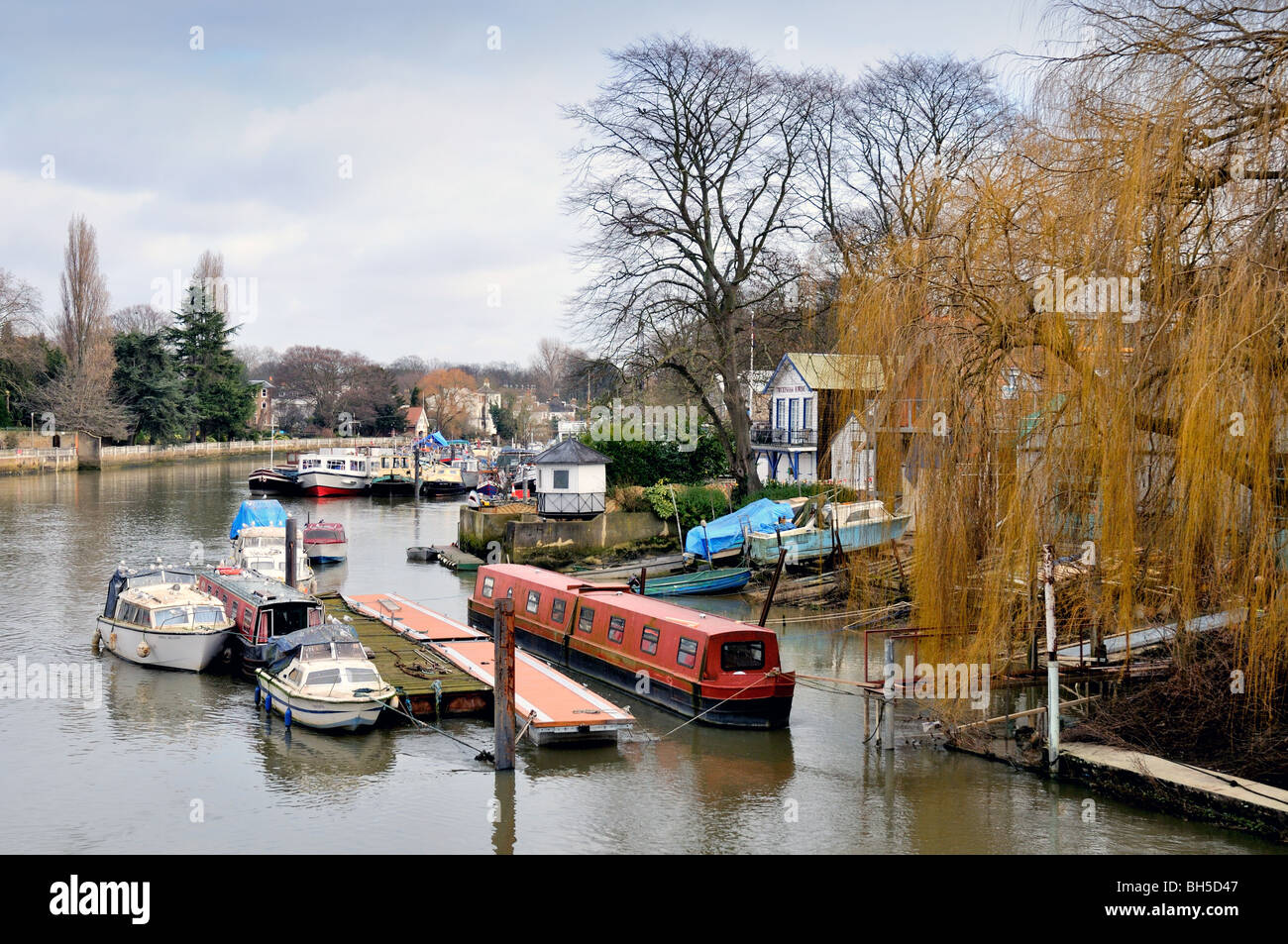 Tamigi e Eel Pie Island Twickenham, West London Inghilterra Regno Unito Foto Stock