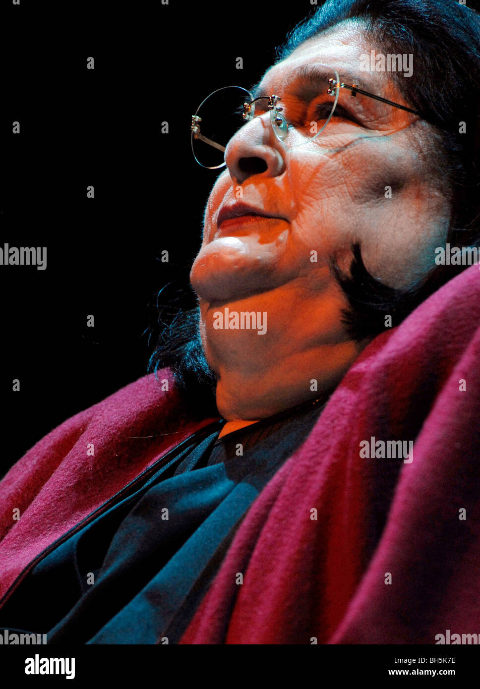 Fine ARGENTINAN cantante folk Mercedes Sosa in una delle sue ultime prestazioni Foto Stock