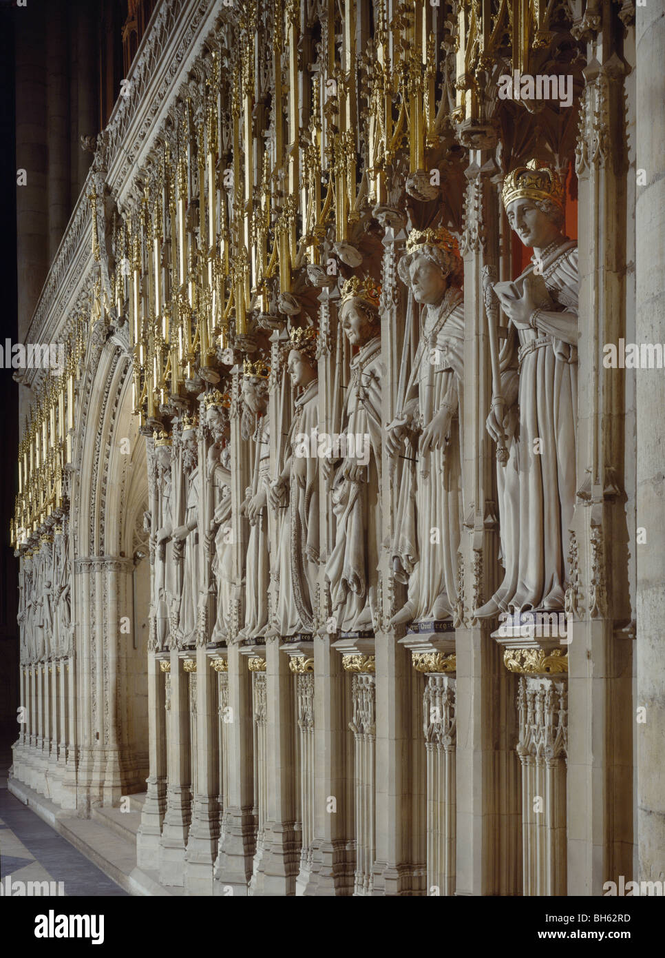 York Minster: il coro schermata che mostra il Re dell'Inghilterra. Foto Stock
