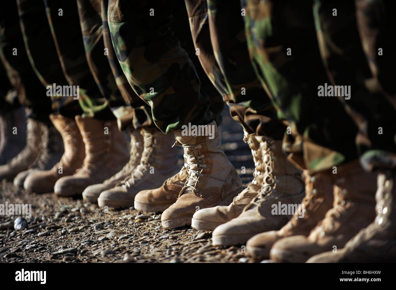 Esercito Nazionale Afghano Air Corp formazione di soldati a Kandahar, Afghanistan Foto Stock