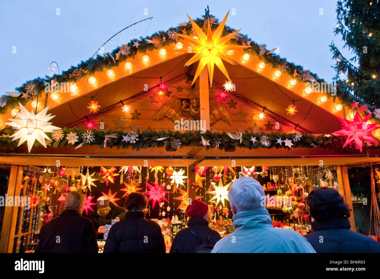 Barocco del mercato di Natale, luogo di mercato, Ludwigsburg, Baden Wuerttemberg, Germania Foto Stock