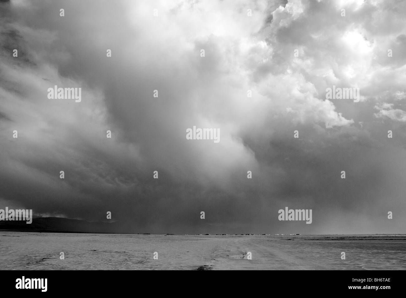 Tempesta, Salinas Grande, Route 52, provincia di Jujuy, Argentina Foto Stock