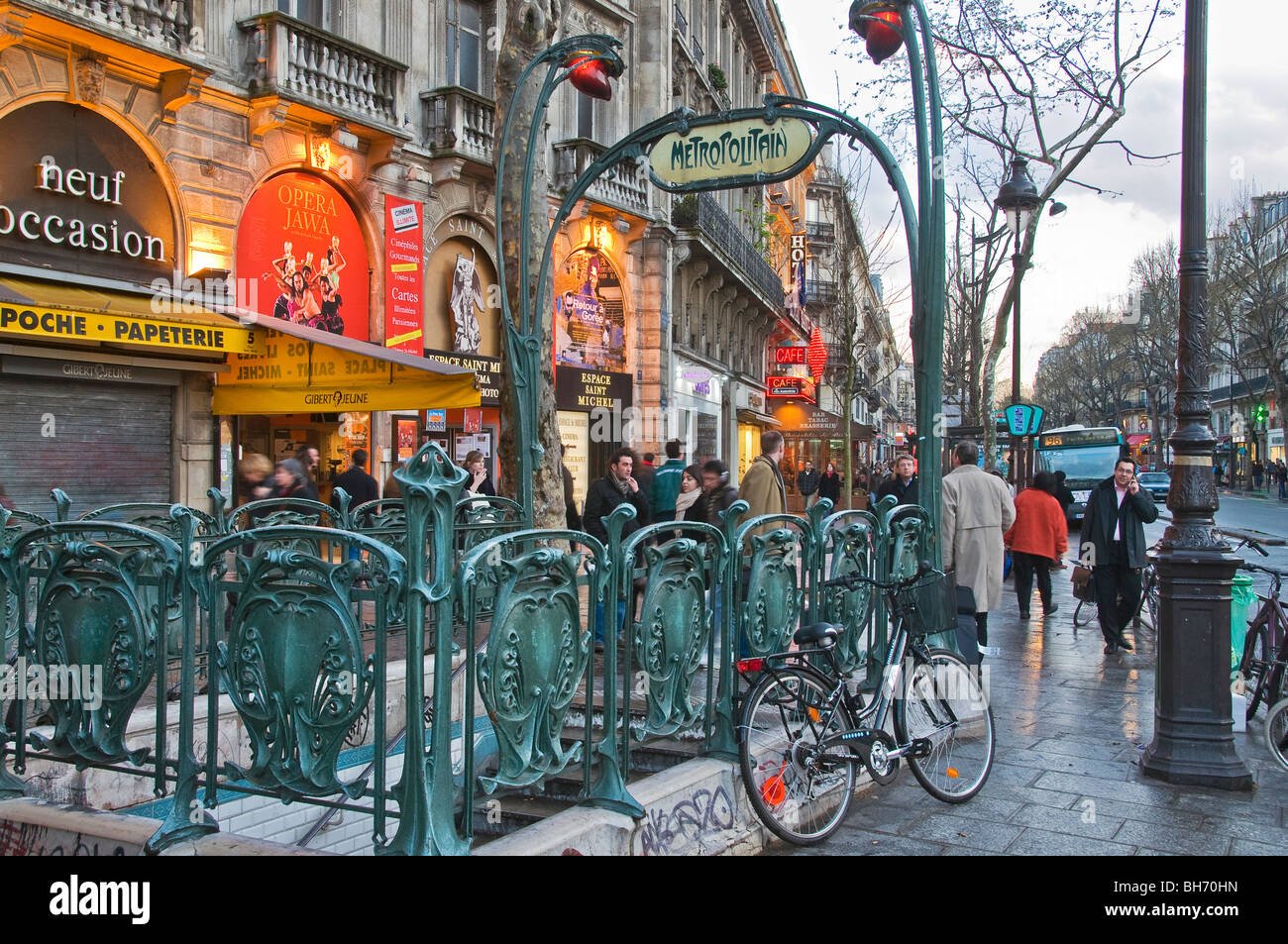 Latino immagini e fotografie stock ad alta risoluzione Alamy