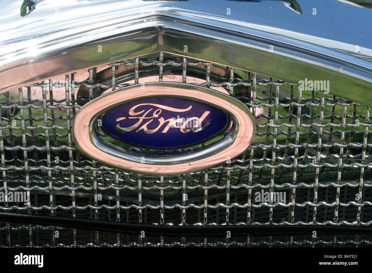 Classic car, Ford logo del radiatore Foto Stock