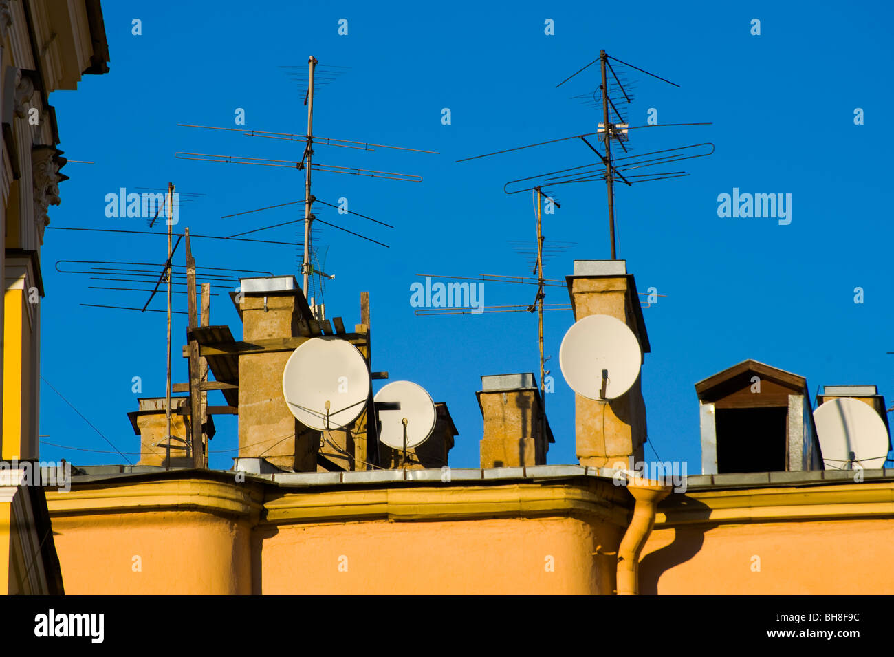 Antenne satellitari Foto Stock