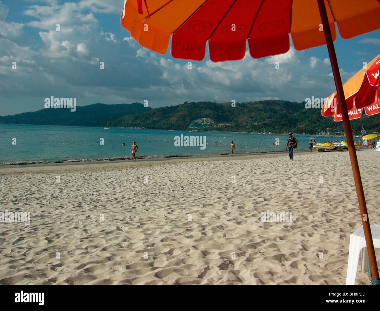 Ao Ton Sai (Ton Sai Bay), Ko Phi Phi, Tailandia isole esotiche, montagna Paesaggi marini Foto Stock