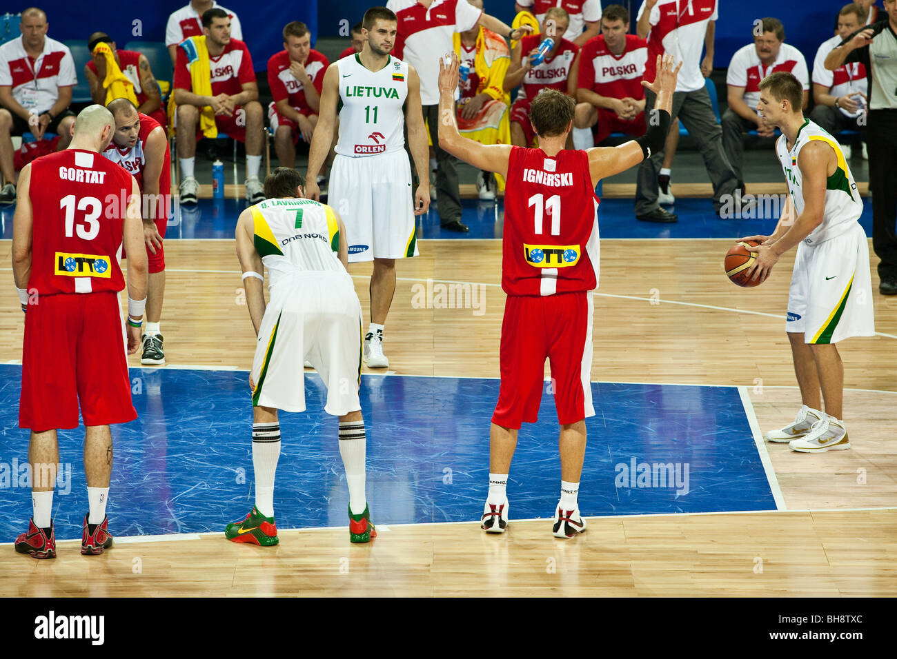 Gioco di basket tra la Polonia e la Lituania Foto Stock