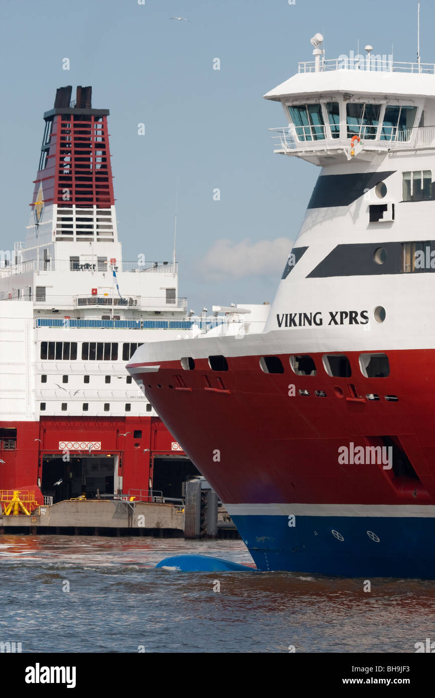 La Viking Line traghetti del porto di Helsinki. Foto Stock