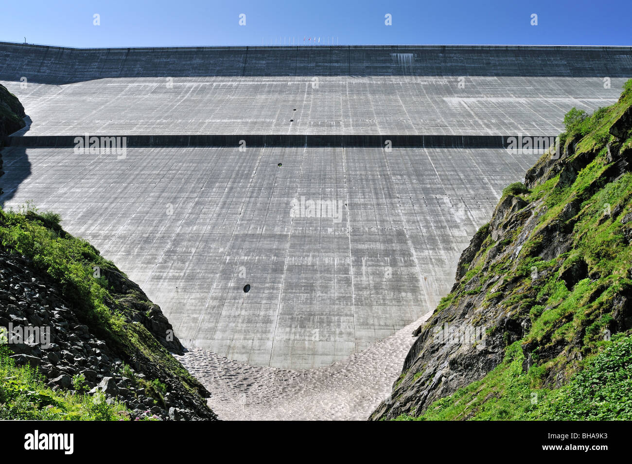 Barrage de la Grande Dixence / Grande Dixence Dam, la più alta diga a gravità del mondo, Valais / Wallis, alpi svizzere, Svizzera Foto Stock