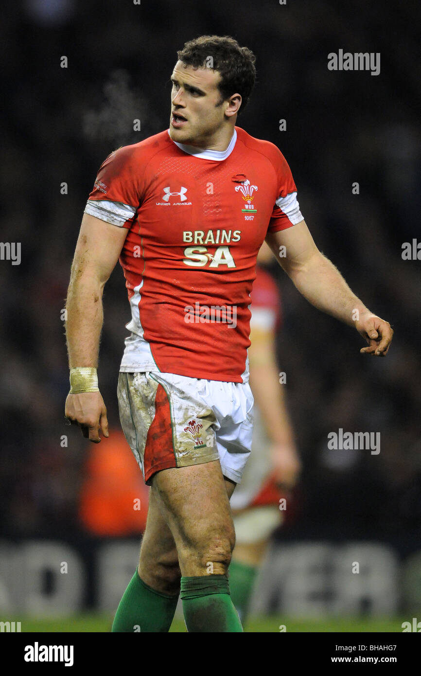 JAMIE ROBERTS GALLES & CARDIFF BLUES TWICKENHAM Londra Inghilterra 06 Febbraio 2010 Foto Stock