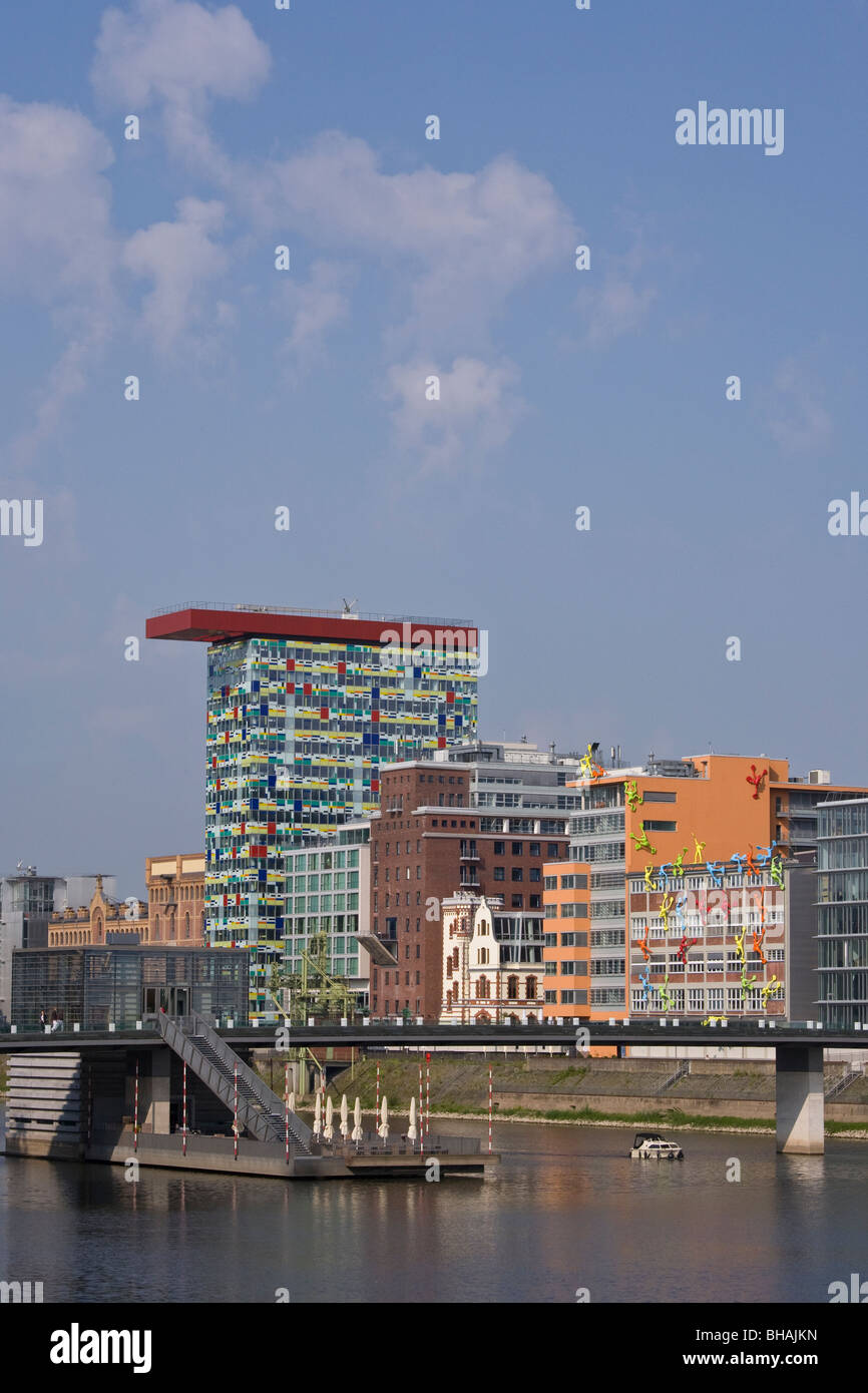 Edifici per uffici, MEDIENHAFEN, MEDIA Harbour, DUSSELDORF, RENO, Nord Reno WHESTPHALIA, Germania Foto Stock