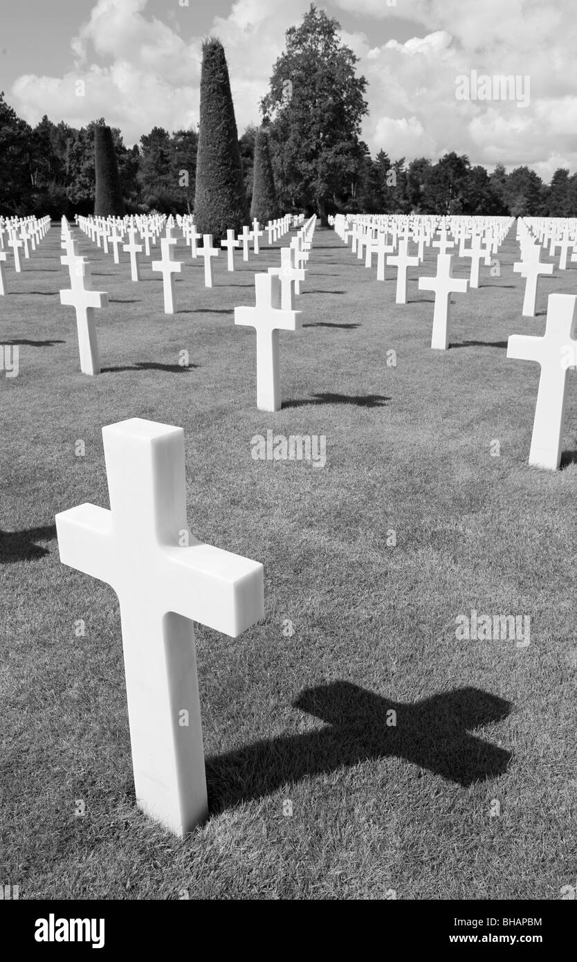 In bianco e nero la fotografia della Normandia American Cimitero e memoriale, Francia Foto Stock