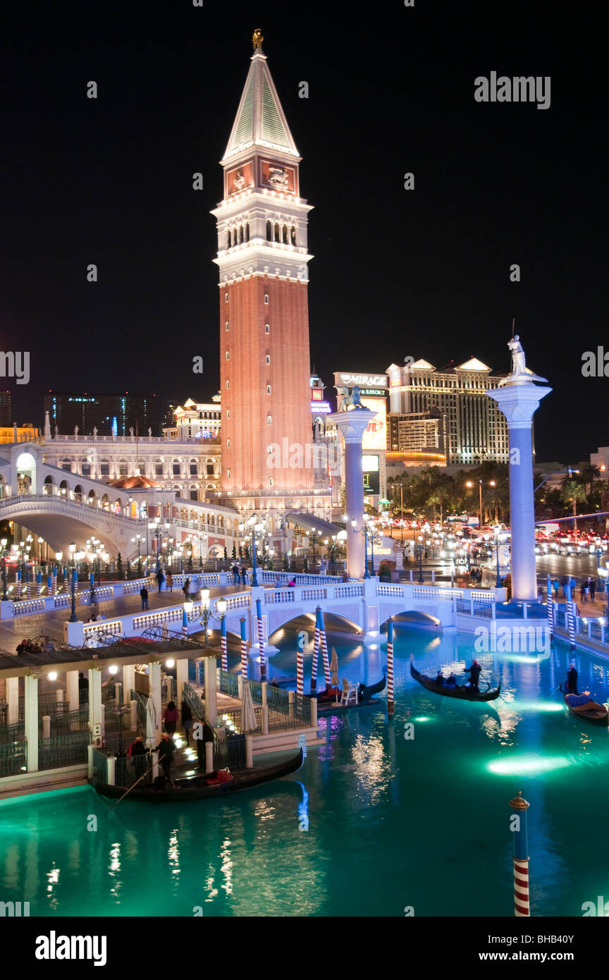 Torre campanaria copia del Campanile di San Marco, Venetian Hotel & Casino, Las Vegas, Nevada, STATI UNITI D'AMERICA Foto Stock