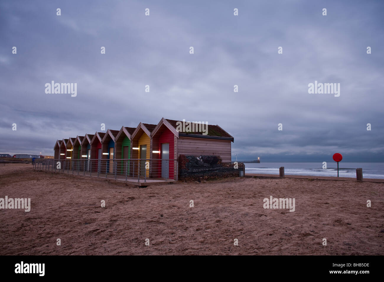 Spiaggia di capanne, Blyth Beach, Northumberland. Regno Unito. Regno Unito Foto Stock