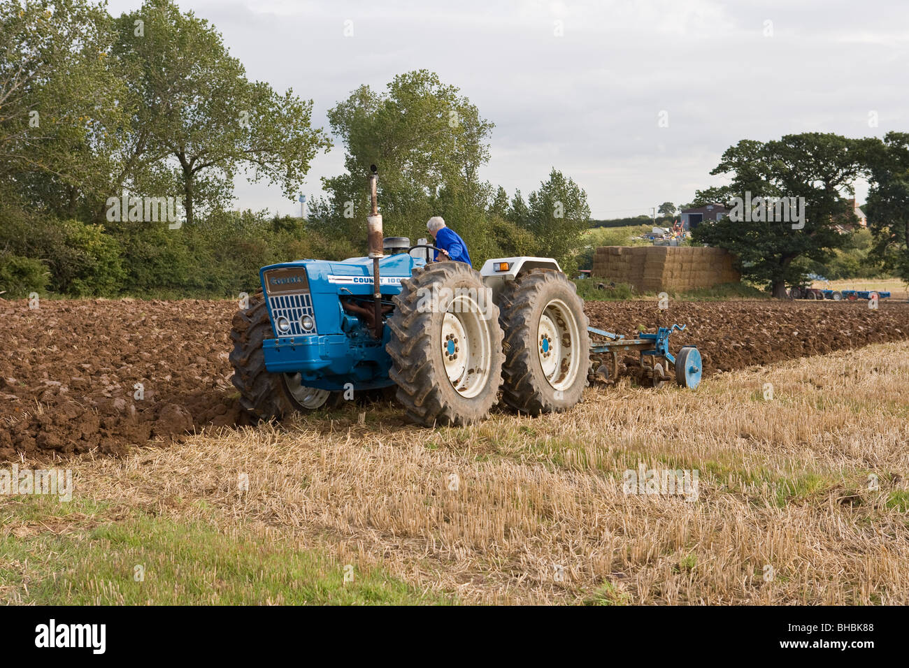 1972 County 1004 trattore 4RM Foto Stock