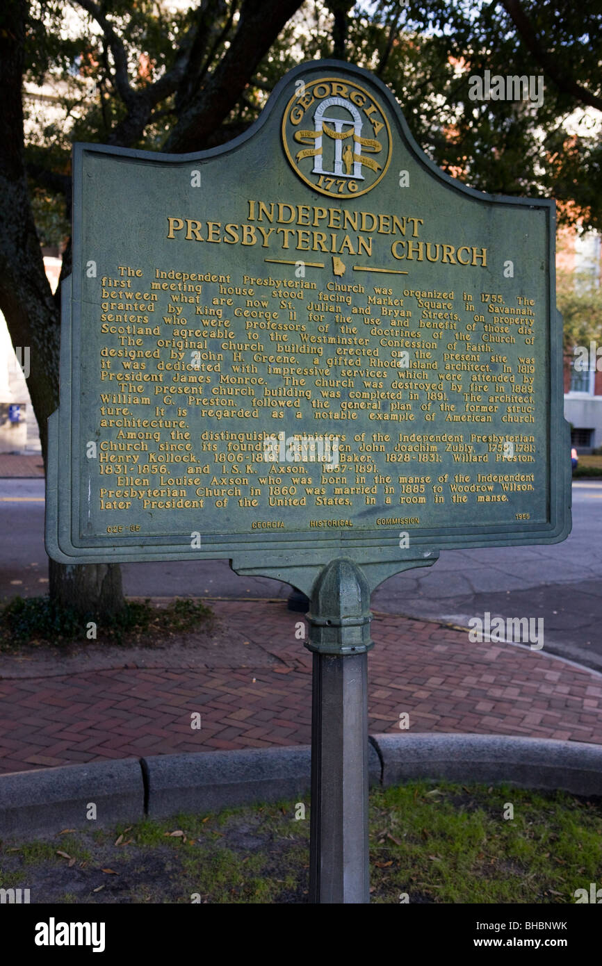 Chiesa Presbiteriana indipendente è stata organizzata nel 1755. Il primo meeting house si è affacciato sulla piazza del mercato di Savannah Foto Stock