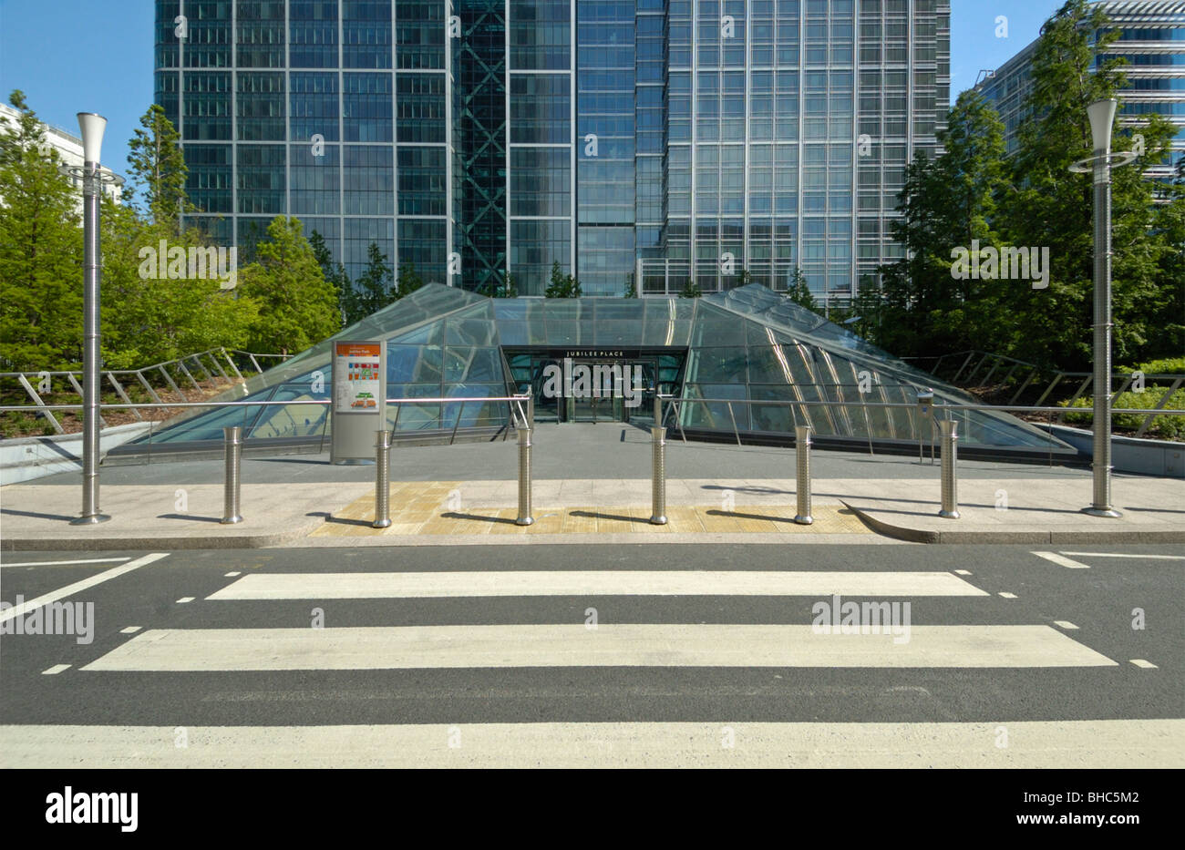 Jubilee Place shopping center, Giubileo Park, Canary Wharf, London E14, Regno Unito Foto Stock