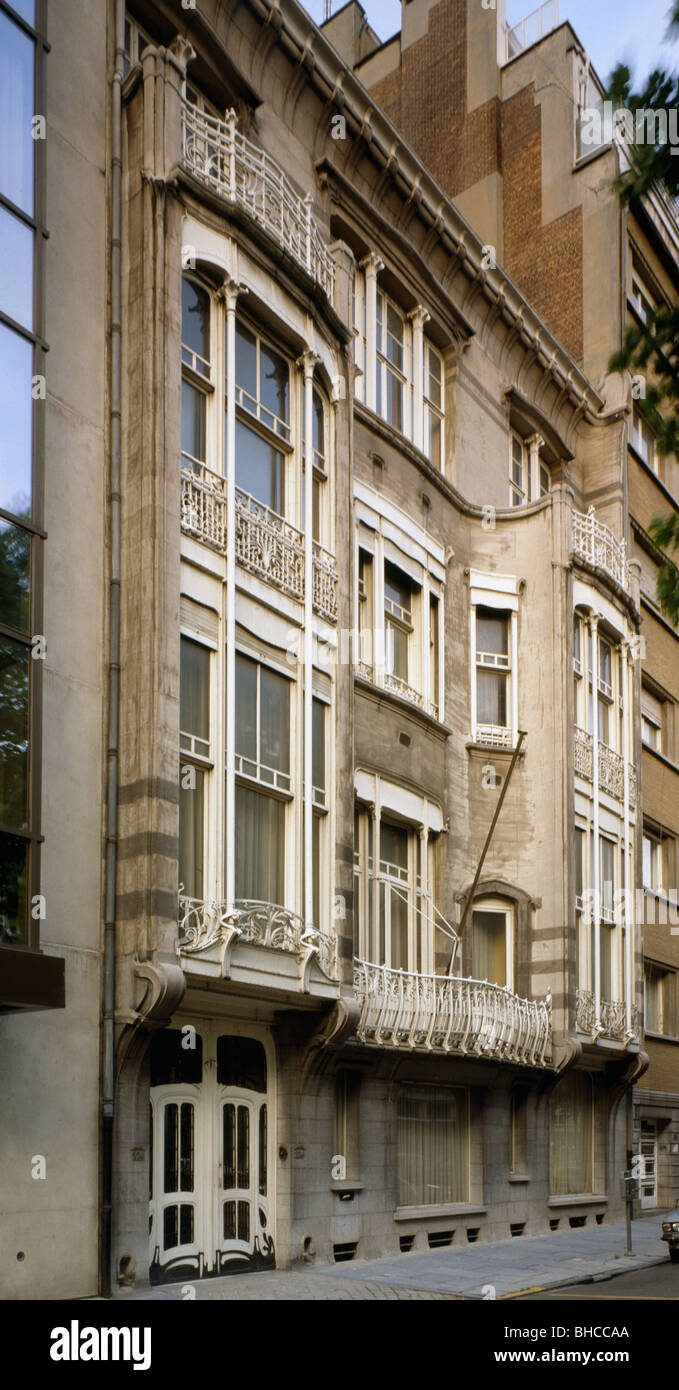 Hotel Solvay di Victor Horta , Bruxelles, 1894. Balconi ornati. Art nouveau Foto Stock