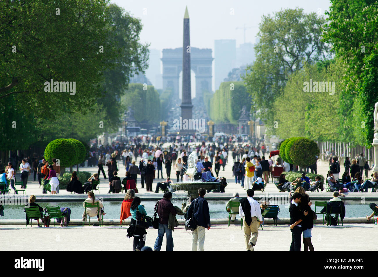 L'Avenue des Champs-Élysées. Parigi Foto Stock