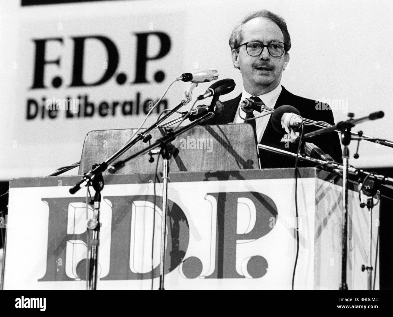 Dahrendorf, Ralf, 1.5.1929 - 17.6.2009, politico tedesco (FDP) e sociologo, mezza lunghezza, riunione annuale Dei Tre Re dei liberali, gennaio 1986, Foto Stock