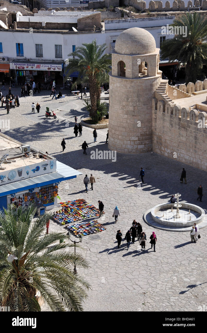 Vista della Grande Moschea dal Ribat Tower, Sousse, Sousse Governatorato, Tunisia Foto Stock