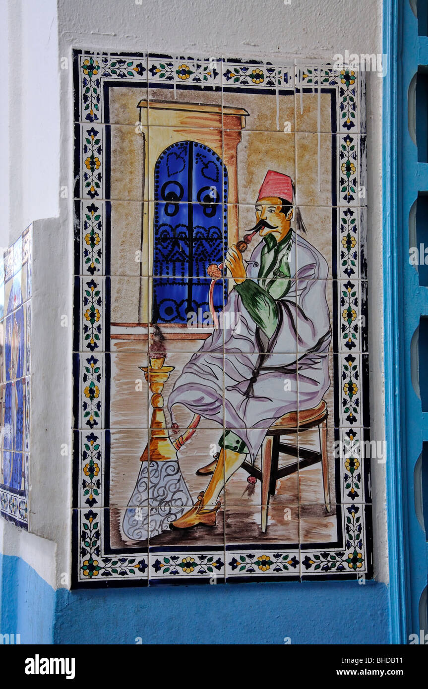 Decorazione ceramica, caffè tradizionale Charbi Khemais in Sousse Medina, Sousse, Sousse Governatorato, Tunisia Foto Stock