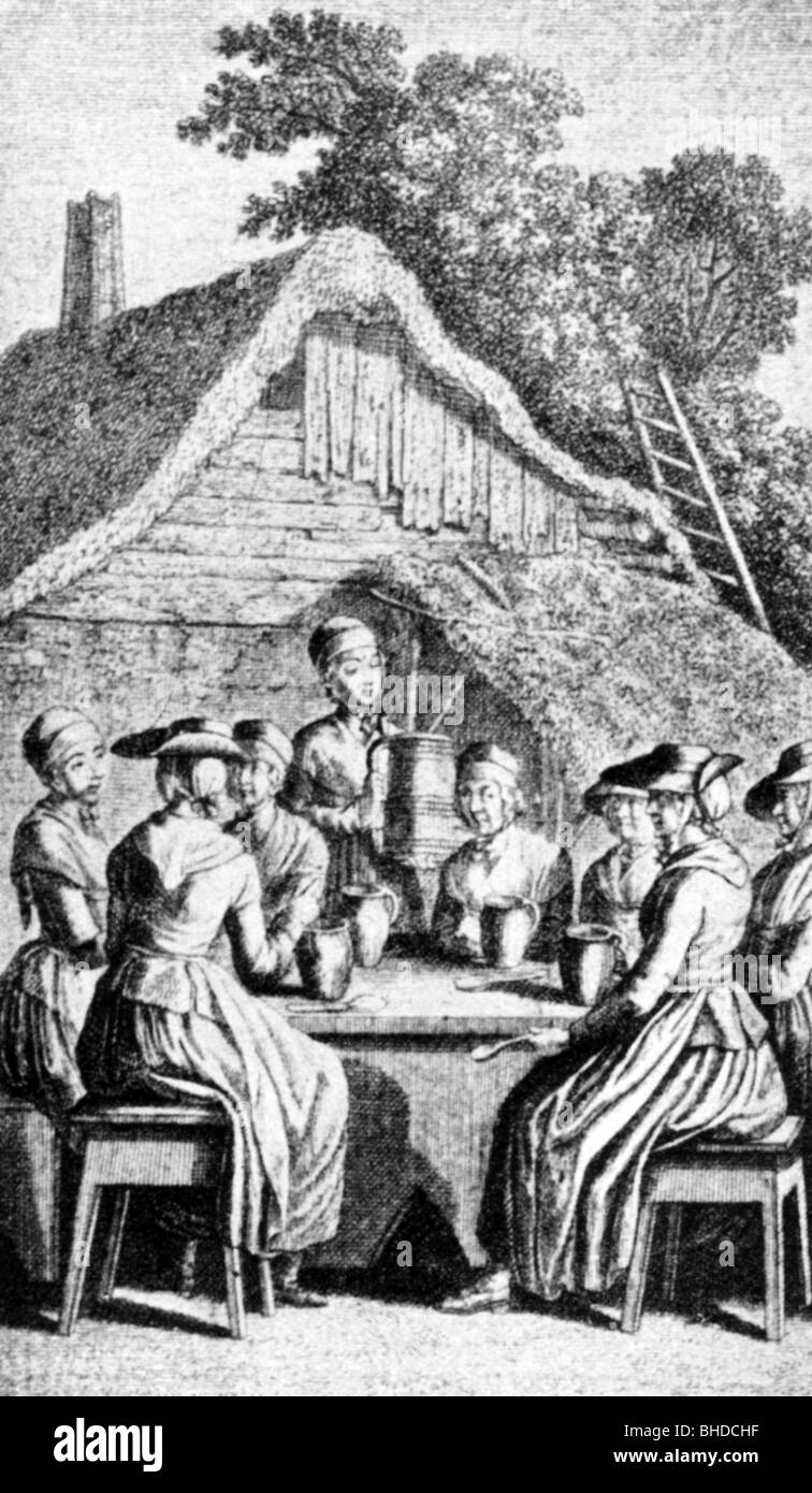 alcool, birra, donne durante la festa pomeridiana della birra all'esterno di un birrificio del villaggio, incisione del legno, circa 1800, Foto Stock