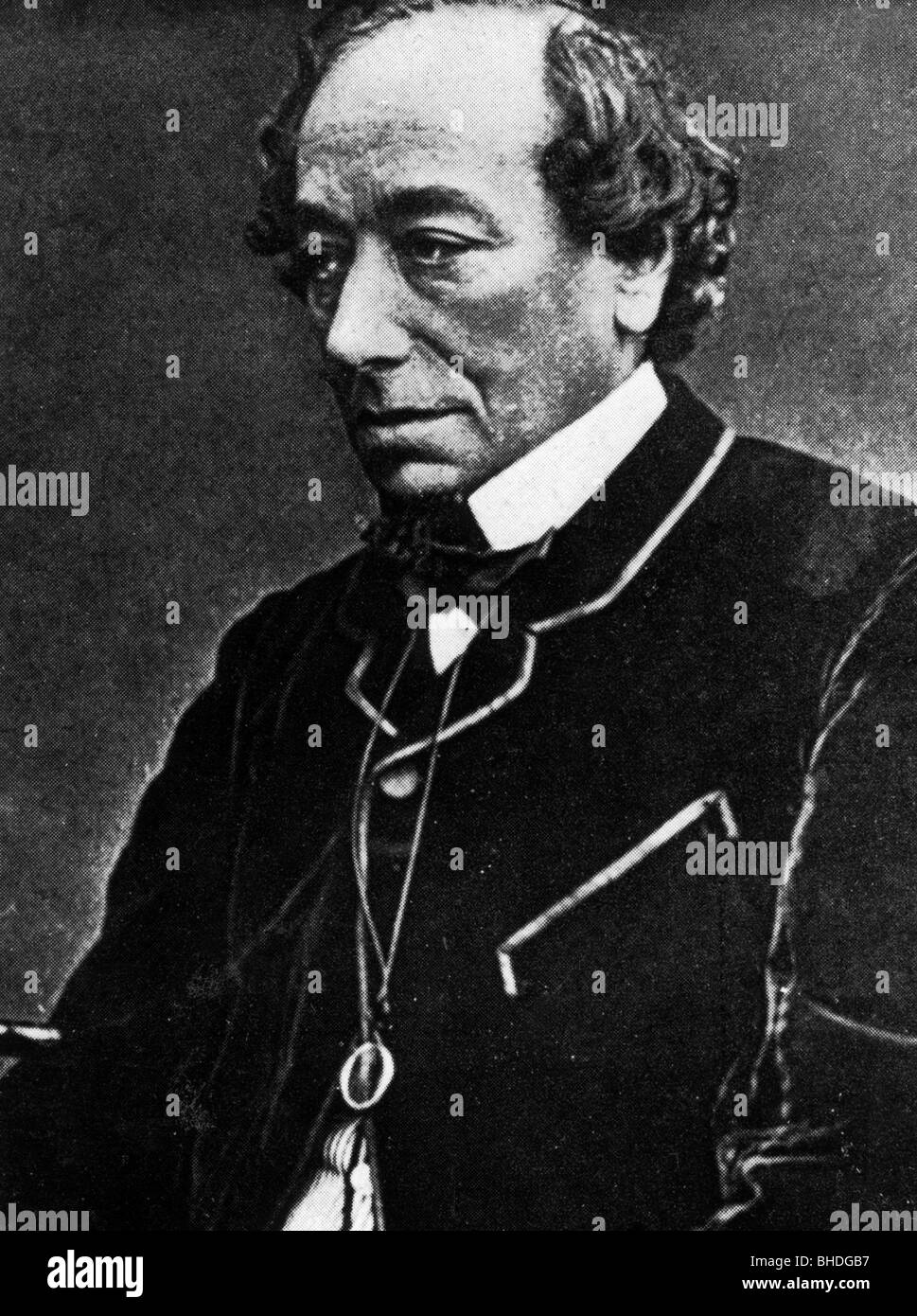 Disraeli, Benjamin, 1st Conte di Beaconsfield, 21.12.1804 - 19.4.1881, politico britannico, primo Ministro 1868 e 1874 - 1880, mezza lunghezza, 19th secolo, Foto Stock