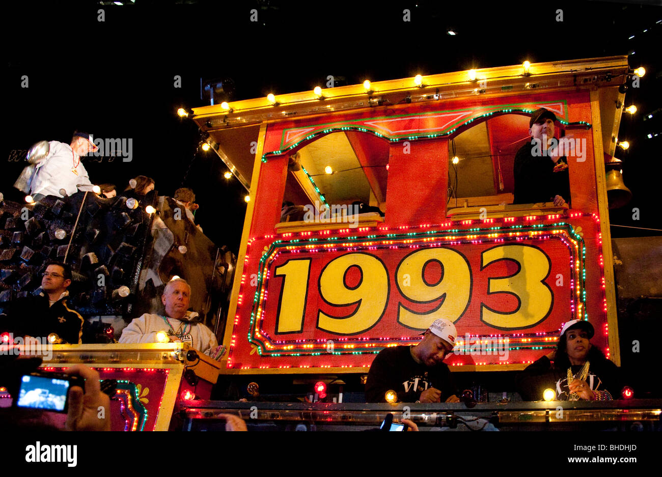 Santi coach Sean Payton tenendo il Lombardi trophy su un galleggiante in Sugar Bowl Champions Parade. Febbraio 9, 2010. Foto Stock