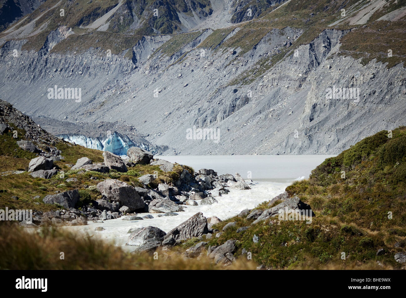 Aoraki / Parco nazionale di Mount Cook sull'Hooker via in estate - Alpi del Sud di Isola del Sud, Nuova Zelanda Foto Stock