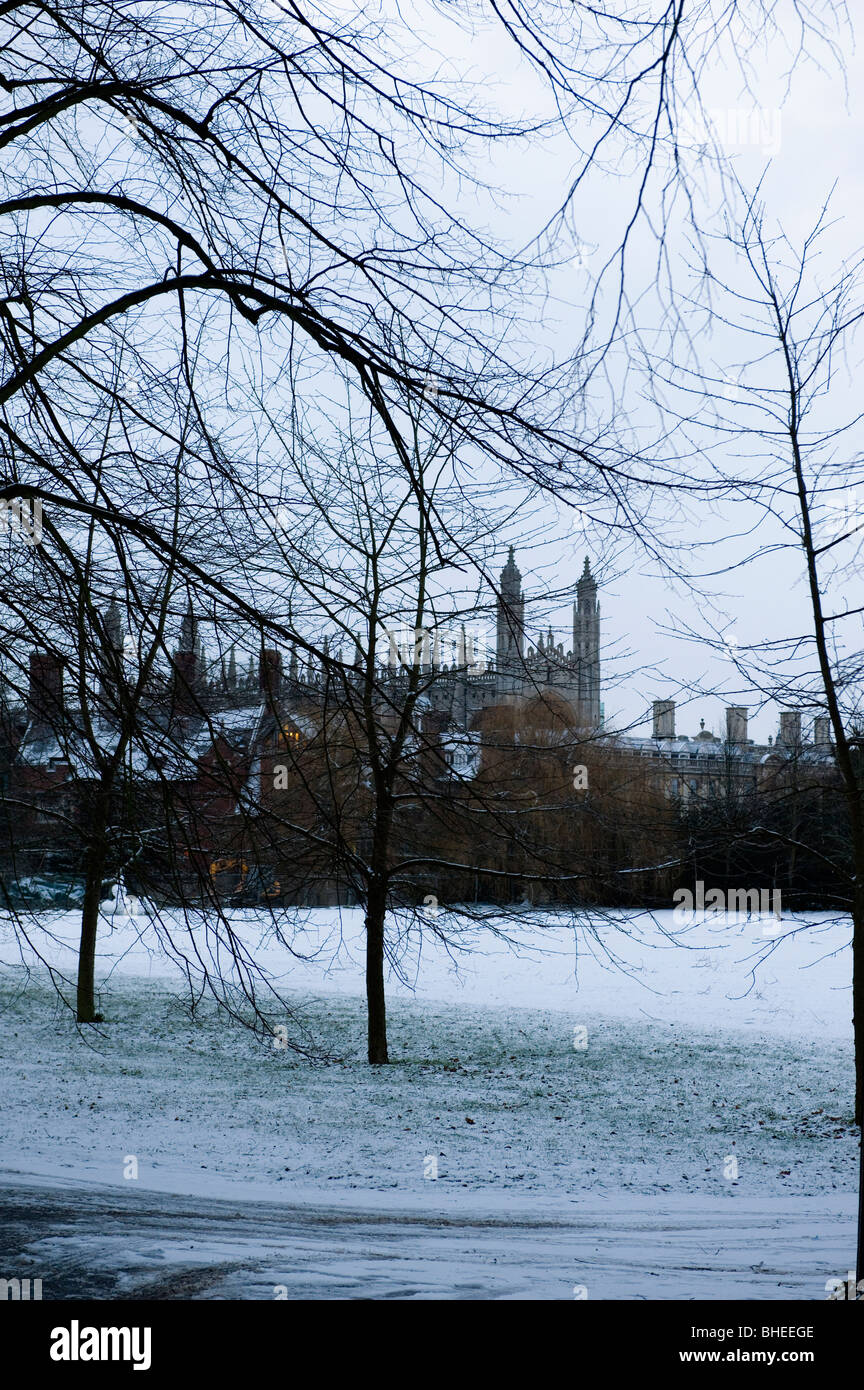 Università di Cambridge spalle nella neve Foto Stock
