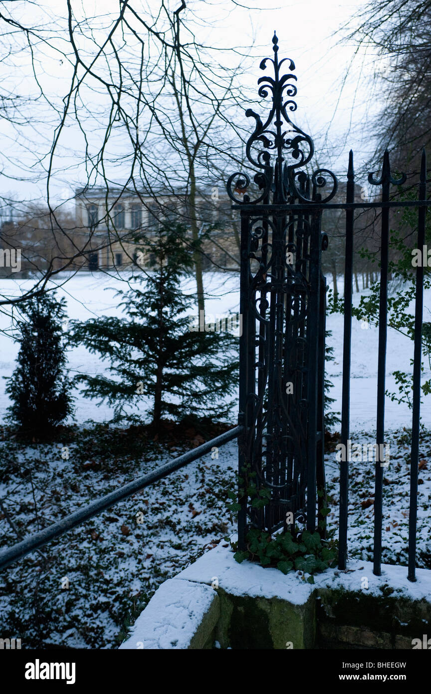 Università di Cambridge spalle nella neve Foto Stock