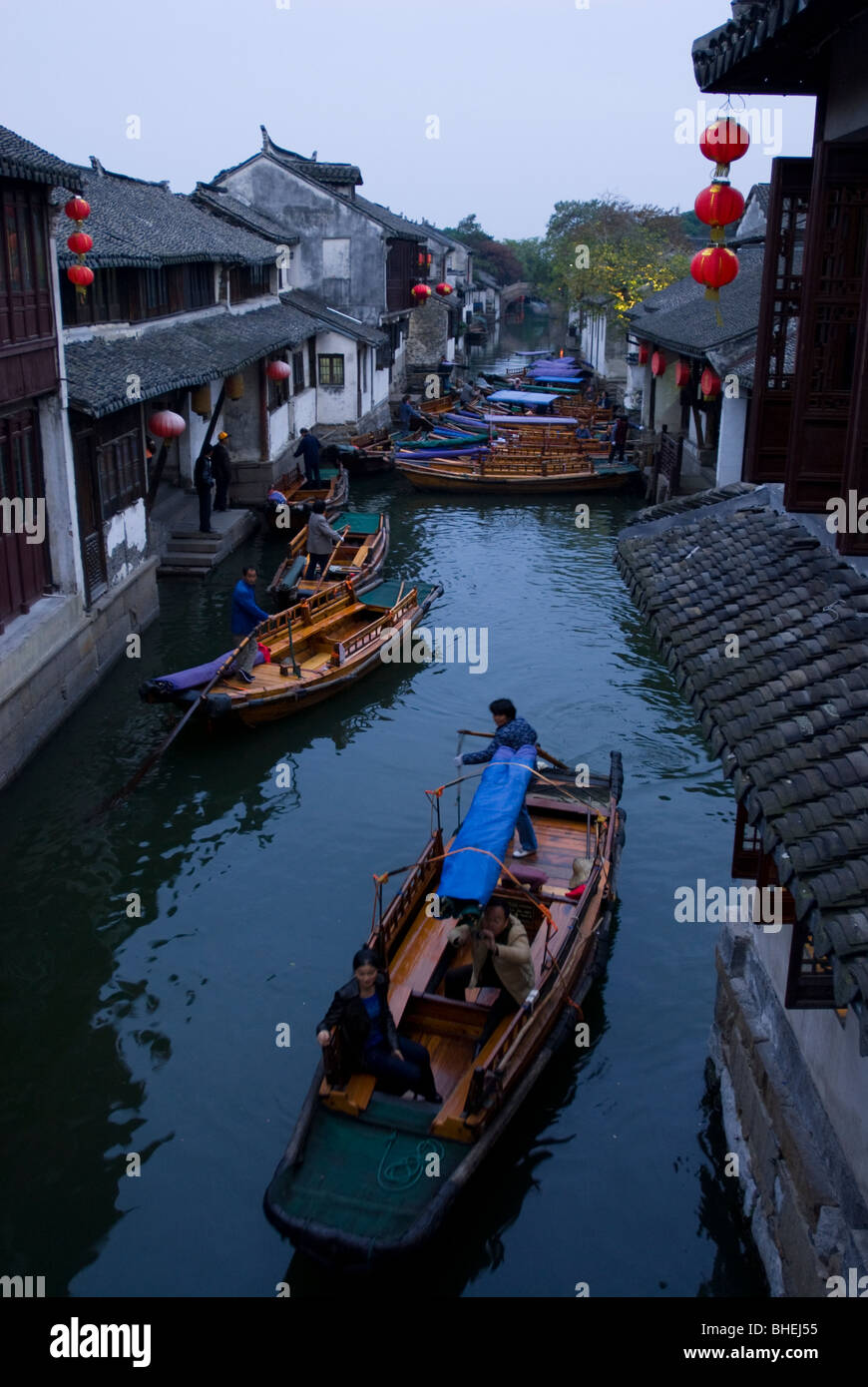 La Venezia della Cina, Zhouzhuang, provincia dello Jiangsu, Cina e Asia Foto Stock