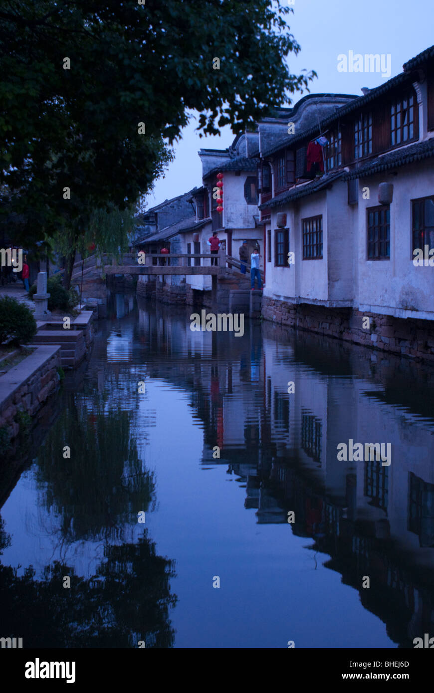 La Venezia della Cina, Zhouzhuang, provincia dello Jiangsu, Cina e Asia Foto Stock