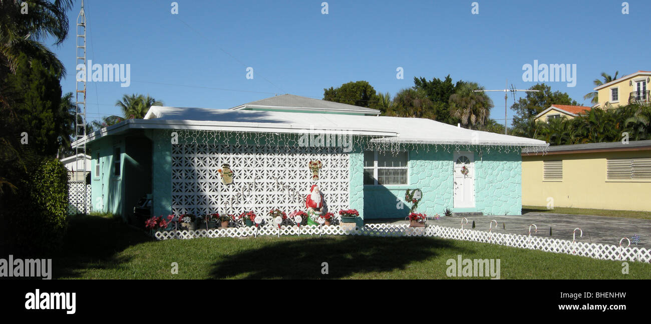 Verde menta 60's bungalow modernista in Naples, Florida USA Foto Stock