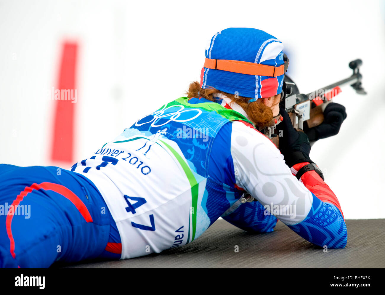 Anna Boulygina della Russia durante le gare di Biathlon per donna 7.5K Sprint di Whistler Olympic Park Foto Stock