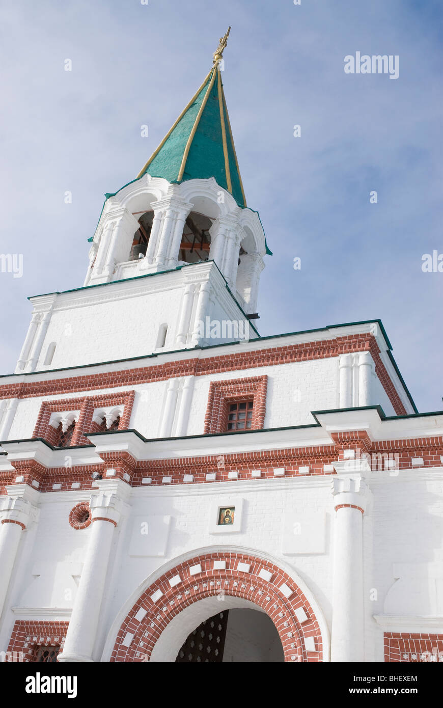 La parte superiore della porta anteriore di Mosca estate museo-riserva Kolomenskoe. Mosca, Russia Foto Stock