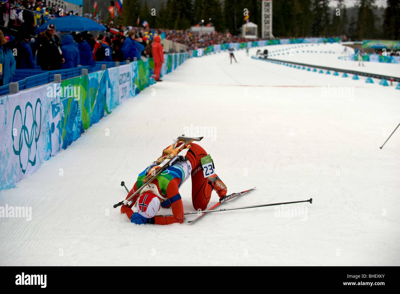 Kiv Kjersti Eikeland di né durante le gare di Biathlon per donna 7.5K Sprint di Whistler Olympic Park Foto Stock