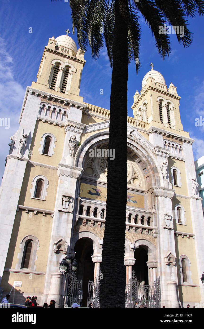 Cathedrale de San Vicente de Paul, Avenue Habib Bourguiba, Tunisi, Governatorato di Tunisi, Tunisia Foto Stock
