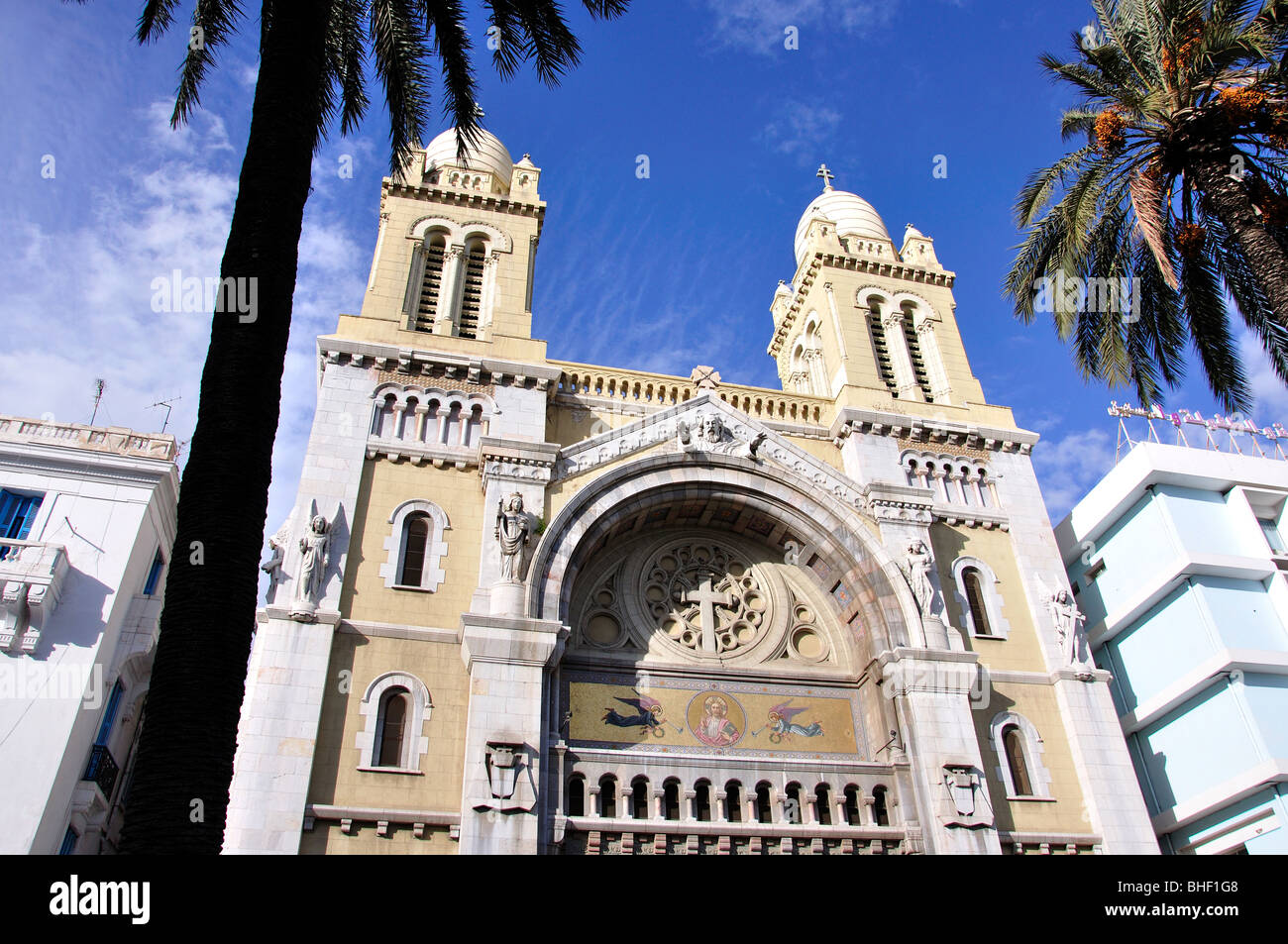 Cathedrale de San Vicente de Paul, Avenue Habib Bourguiba, Tunisi, Governatorato di Tunisi, Tunisia Foto Stock