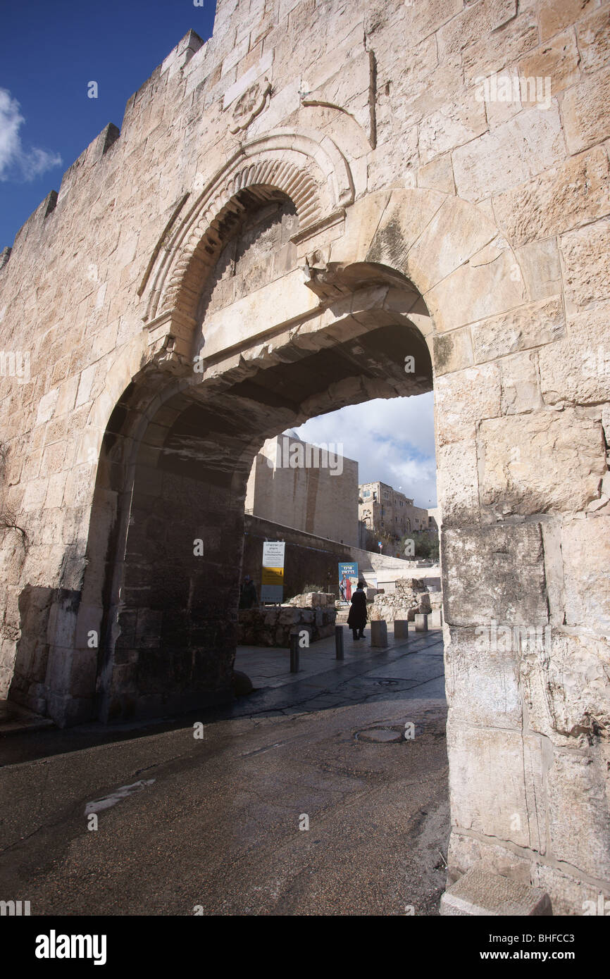 Pioggia in Gerusalemme,nuova porta Foto Stock