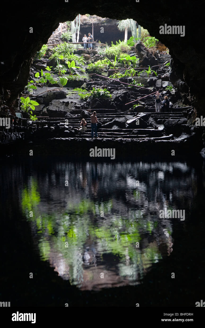 Grotta Vulcanica e il lago di acqua salata, Jameos del Agua, cava tunnel lava, architetto Cesar Manrique, Riserva della Biosfera dall'UNESCO, Lanz Foto Stock