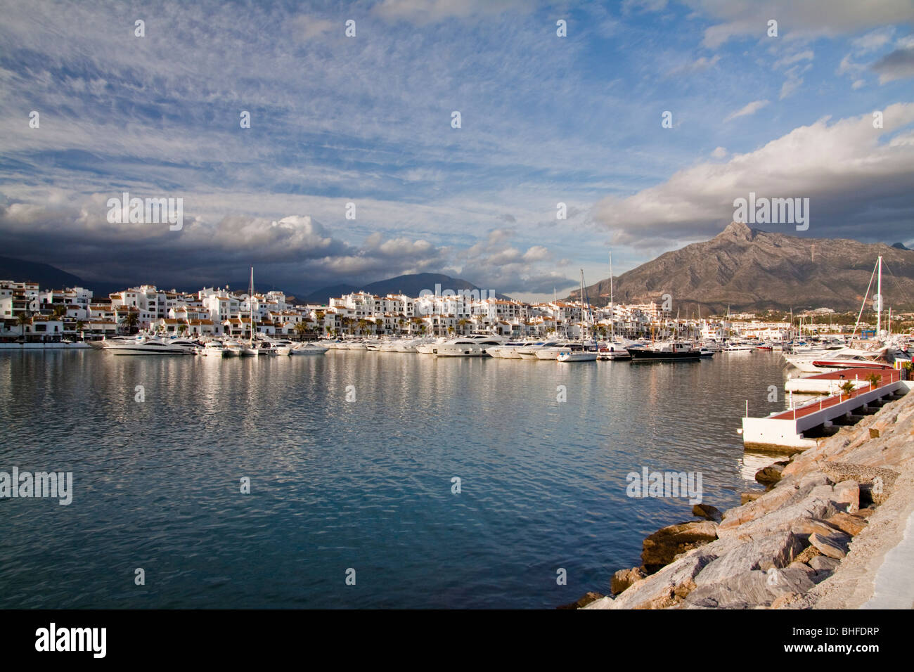 Luxury Yacht Harbour Puerto Banus, Marbella - Andalusia, Spagna Foto Stock