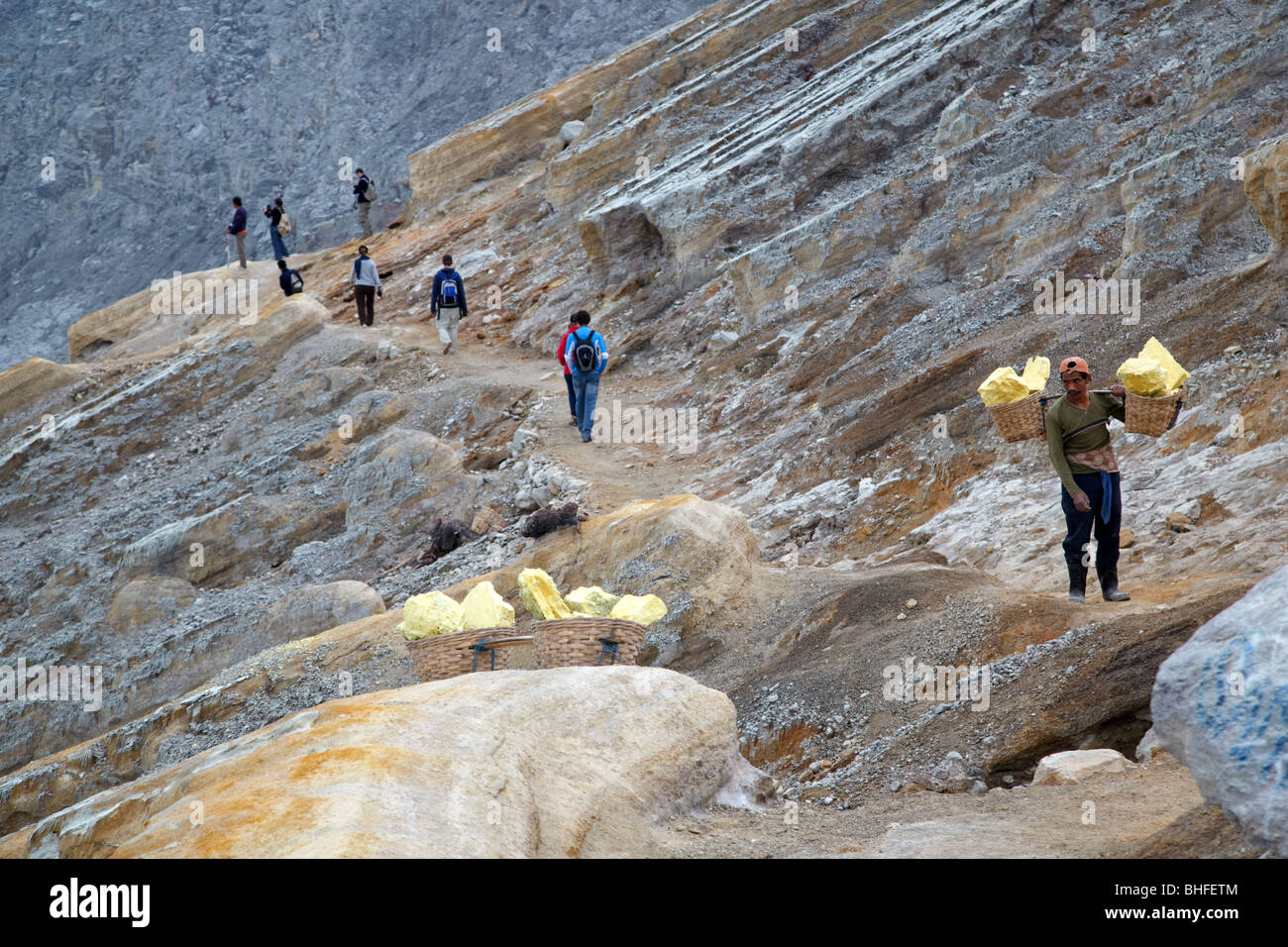 Kawah Ijen lago di zolfo su isola di Giava, in Indonesia Foto Stock